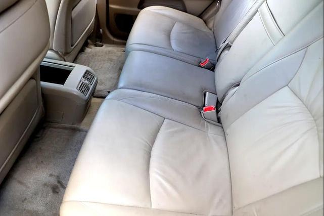 Photo of 2008 Crystal White Lexus RX 400h