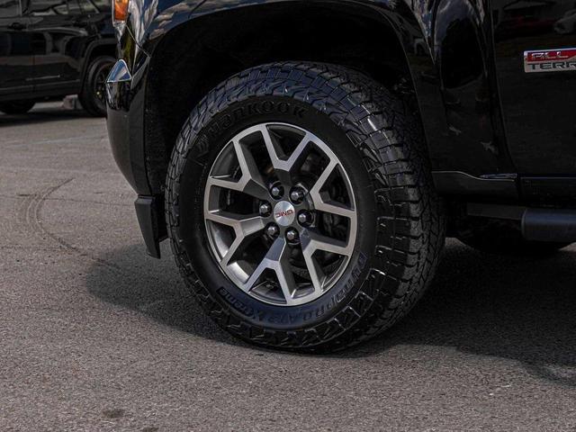 Photo of 2018 Onyx Black GMC Canyon
