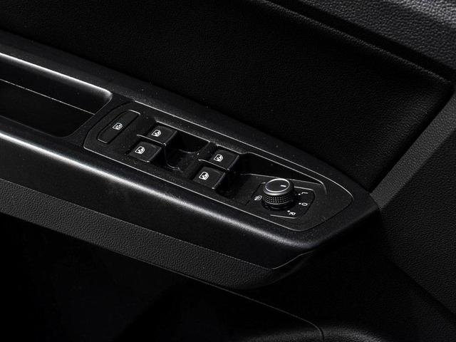 Photo of 2019 Deep Black Volkswagen Atlas