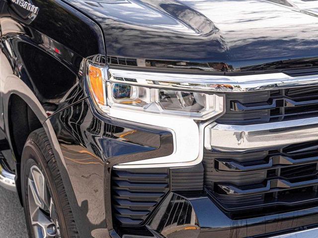 Photo of 2025 Black Chevrolet Silverado 1500