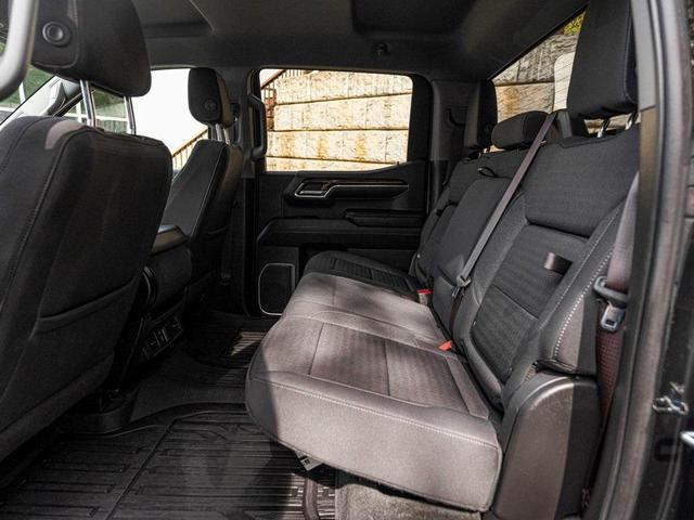 Photo of 2023 Onyx Black GMC Sierra 1500