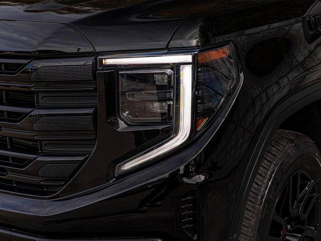 Photo of 2023 Onyx Black GMC Sierra 1500