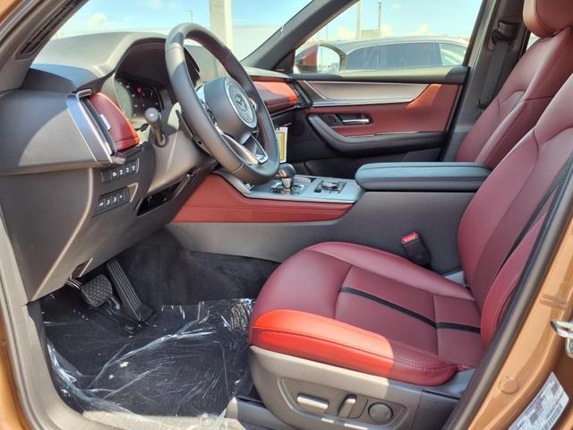 Photo of 2025 Copper Metallic Mazda CX-70