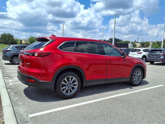 Photo of 2016 Soul Red Metallic Mazda CX-9