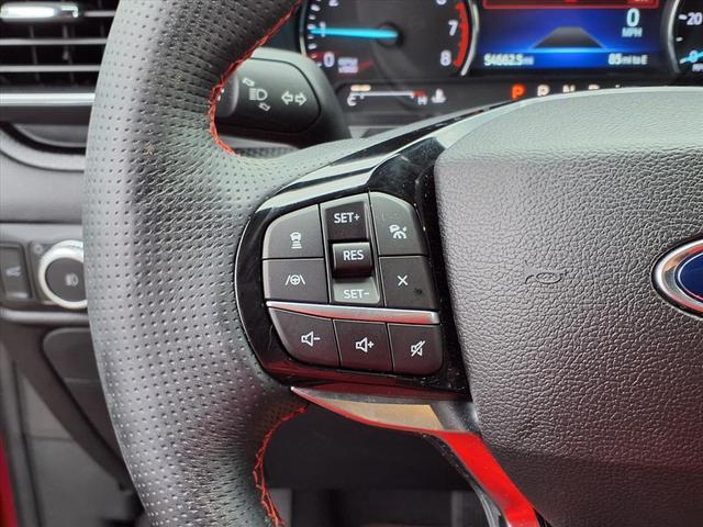 Photo of 2022 Rapid Red Metallic Tinted Clearcoat Ford Explorer