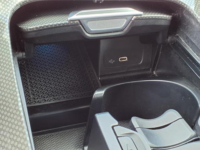 Photo of 2024 Black Mercedes-Benz C-Class
