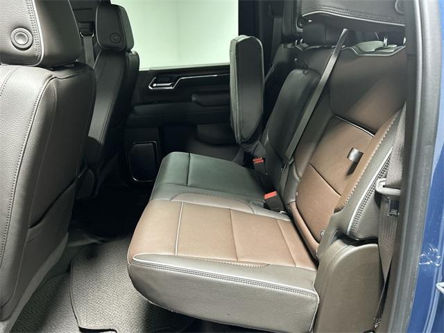 Photo of 2024 Blue GMC Sierra 2500
