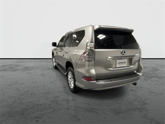 Photo of 2022 Gray Lexus GX 460