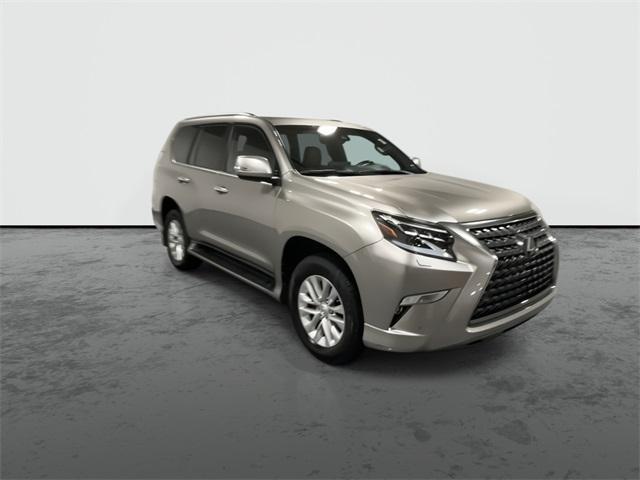 Photo of 2022 Gray Lexus GX 460