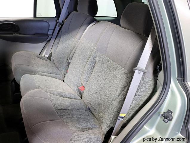 Photo of 2003 Silver Green Metallic Chevrolet Trailblazer