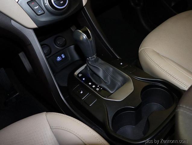 Photo of 2017 Red Hyundai Santa Fe Sport