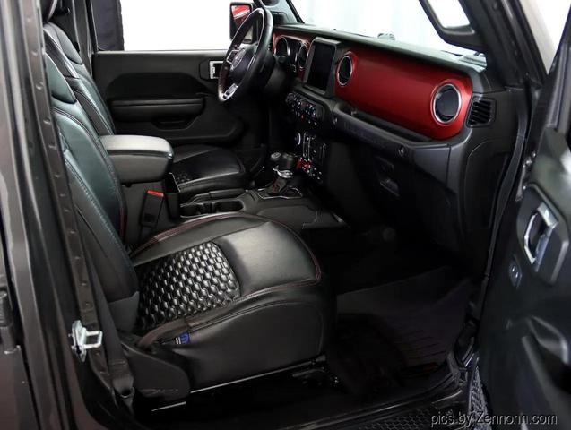 Photo of 2021 Gray Jeep Wrangler Unlimited