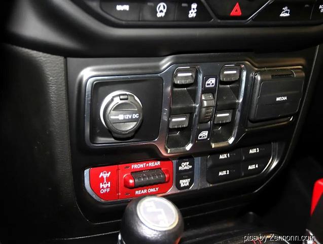 Photo of 2021 Gray Jeep Wrangler Unlimited