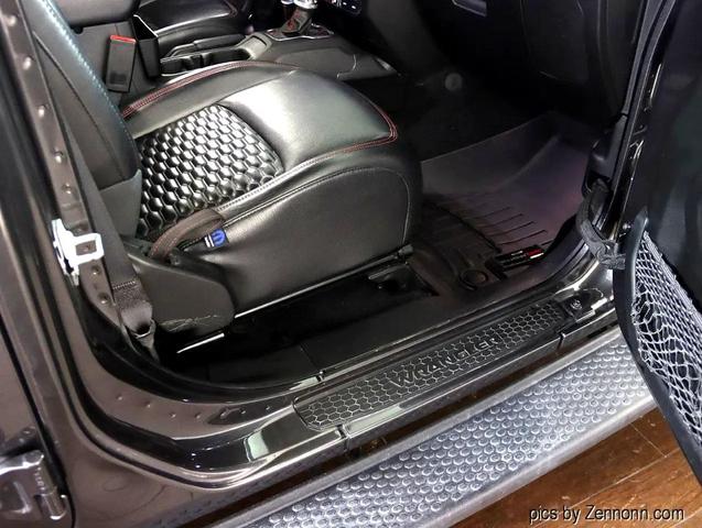Photo of 2021 Gray Jeep Wrangler Unlimited