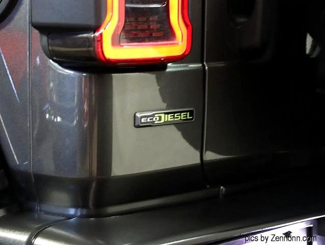 Photo of 2021 Gray Jeep Wrangler Unlimited