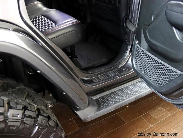 Photo of 2021 Gray Jeep Wrangler Unlimited