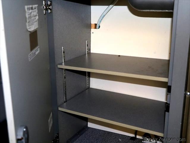 Photo of 1999 White Volkswagen Eurovan
