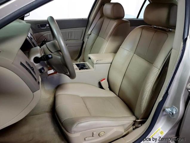 Photo of 2006 Gold Cadillac STS