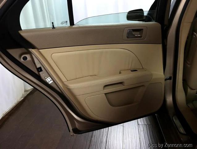 Photo of 2006 Gold Cadillac STS
