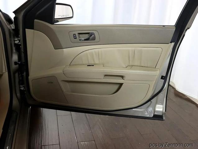 Photo of 2006 Gold Cadillac STS
