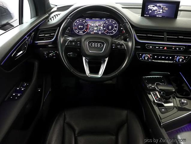 Photo of 2018 Black Audi Q7