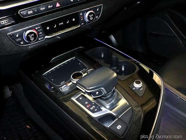 Photo of 2018 Black Audi Q7