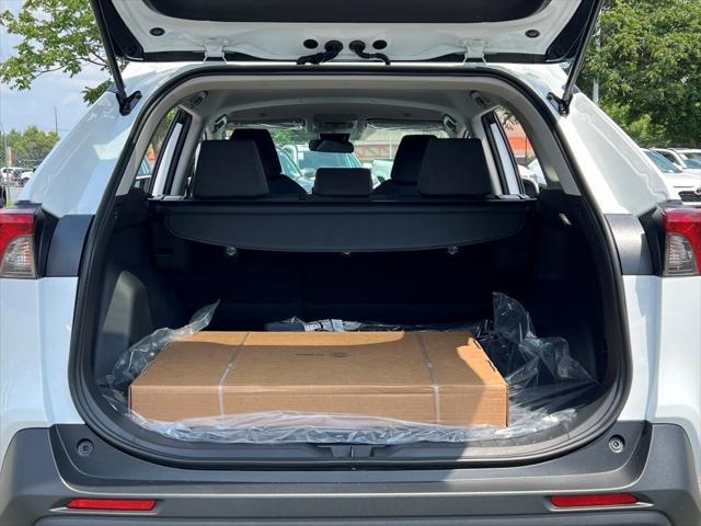 Photo of 2025 Ice Cap Toyota RAV4