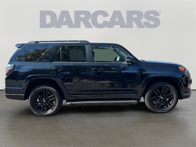 Photo of 2021 Midnight Black Metallic Toyota 4Runner