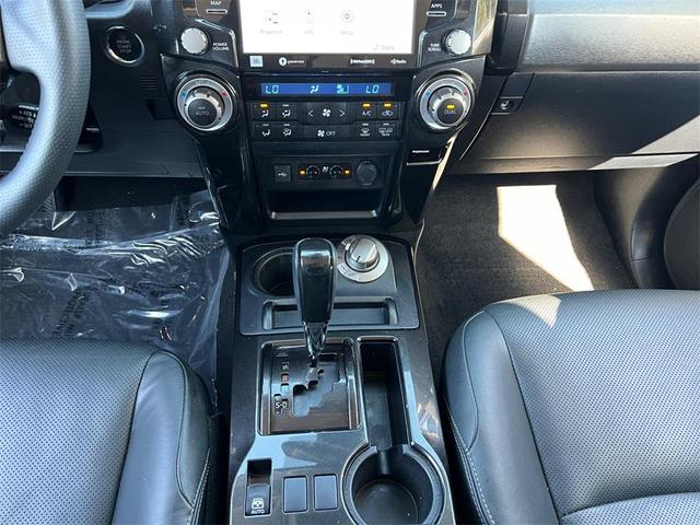 Photo of 2021 Midnight Black Metallic Toyota 4Runner