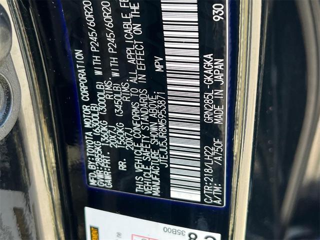 Photo of 2021 Midnight Black Metallic Toyota 4Runner
