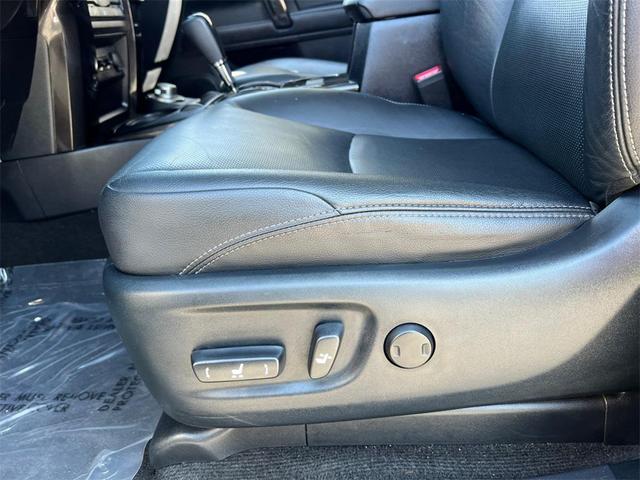 Photo of 2021 Midnight Black Metallic Toyota 4Runner
