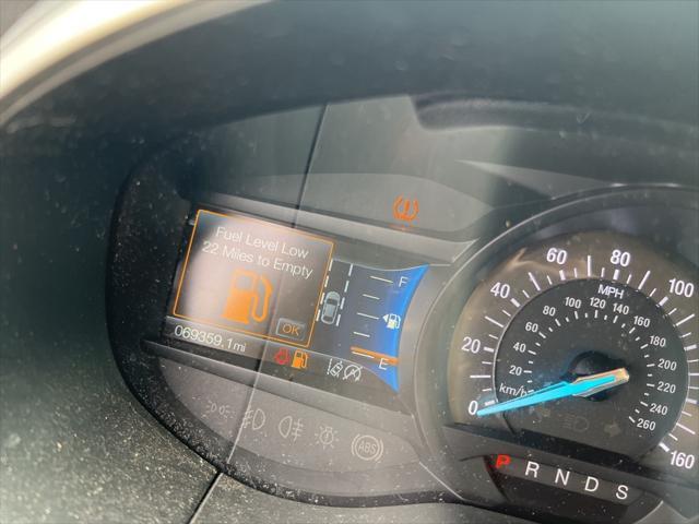 Photo of 2021 Black Metallic Ford Edge