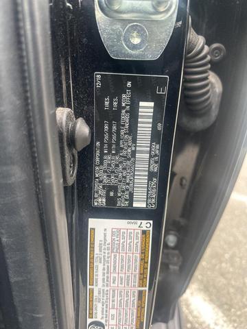 Photo of 2019 Midnight Black Metallic Toyota 4Runner