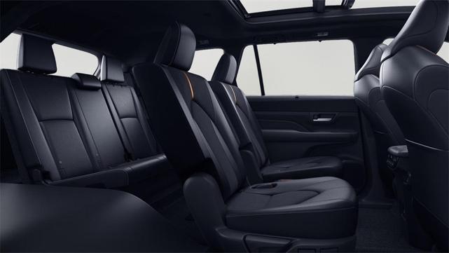 Photo of 2026 Midnight Black Metallic Toyota Grand Highlander