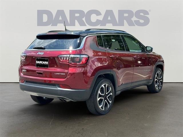 Photo of 2022 Velvet Red Pearlcoat Jeep Compass