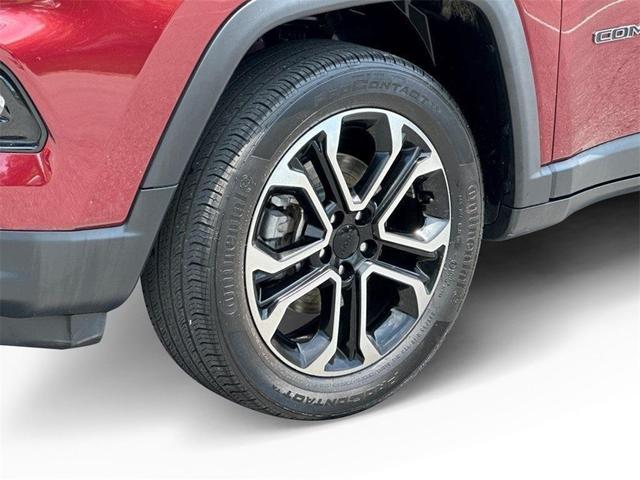 Photo of 2022 Velvet Red Pearlcoat Jeep Compass