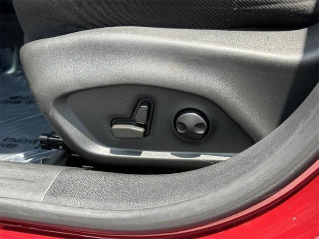 Photo of 2022 Velvet Red Pearlcoat Jeep Compass