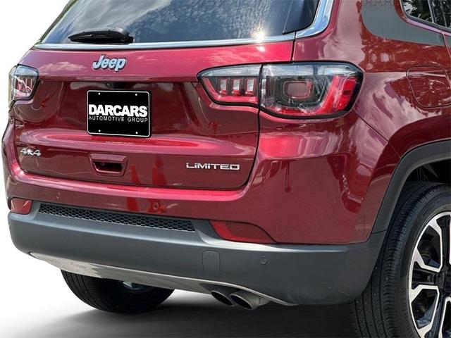Photo of 2022 Velvet Red Pearlcoat Jeep Compass
