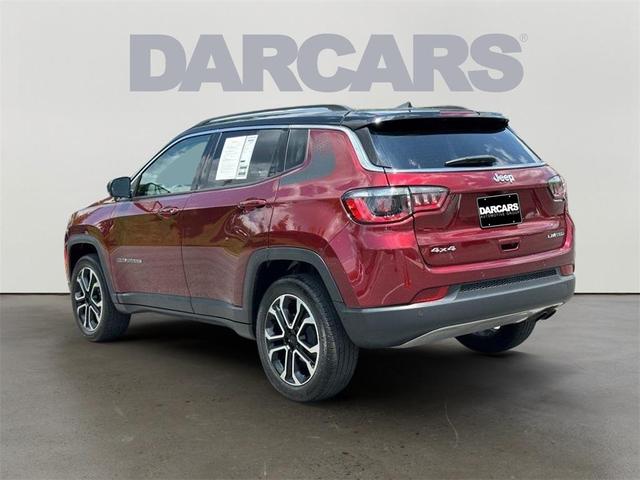 Photo of 2022 Velvet Red Pearlcoat Jeep Compass