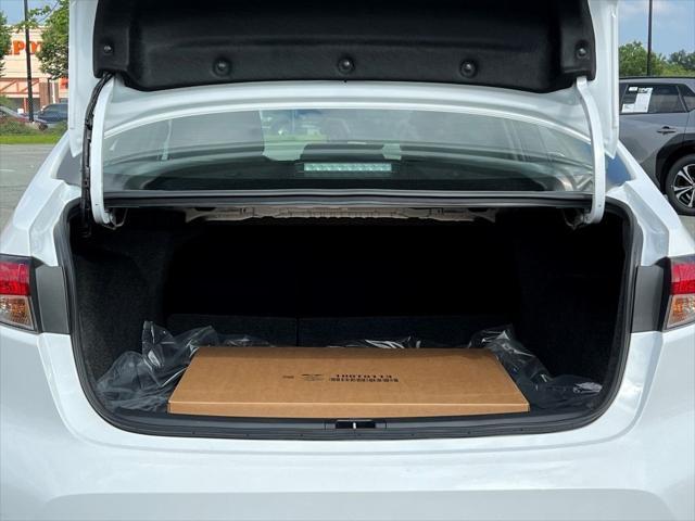 Photo of 2025 Ice Cap Toyota Corolla