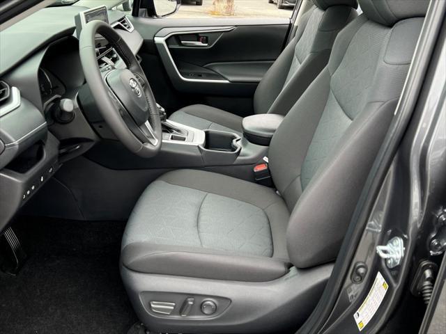 Photo of 2025 Magnetic Gray Metallic Toyota RAV4
