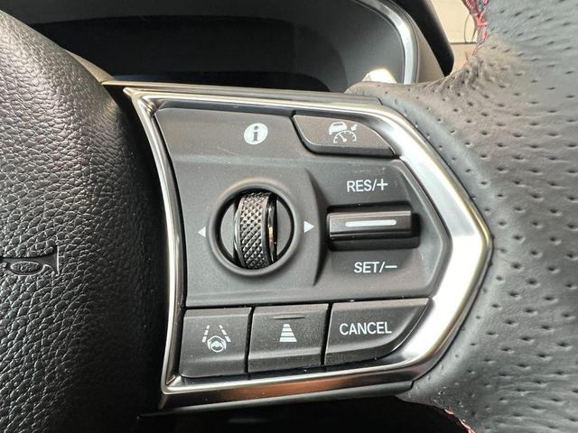 Photo of 2026 Platinum White Acura MDX