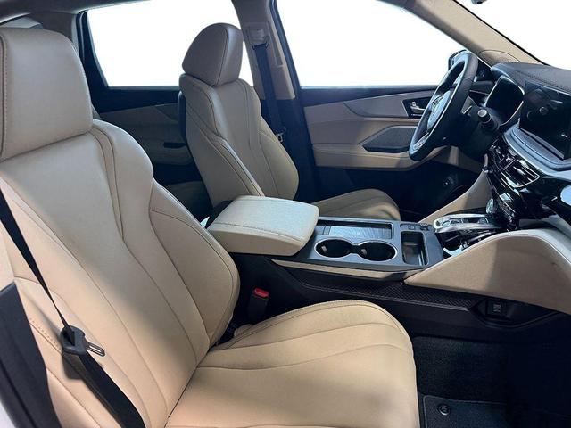 Photo of 2026 Platinum White Pearl Acura MDX