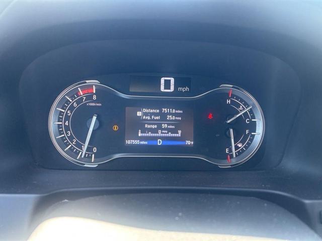 Photo of 2018 White Diamond Pearl Honda Pilot