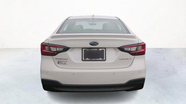 Photo of 2022 Crystal White Pearl Subaru Legacy