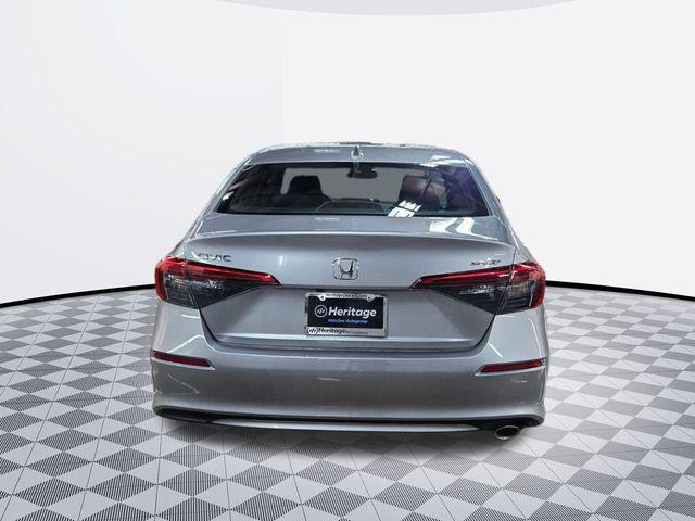 Photo of 2024 Lunar Silver Metallic Honda Civic