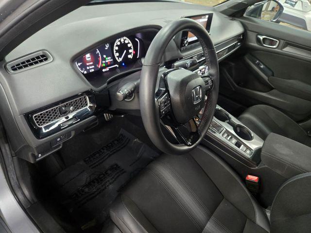 Photo of 2024 Lunar Silver Metallic Honda Civic