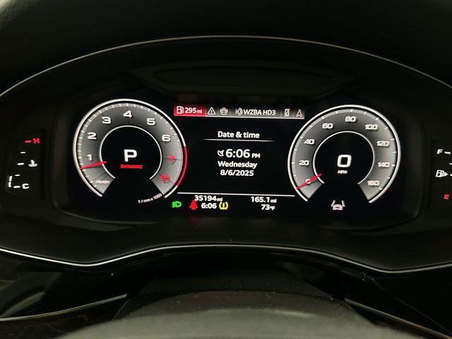 Photo of 2024 Satellite Silver Metallic Audi Q7