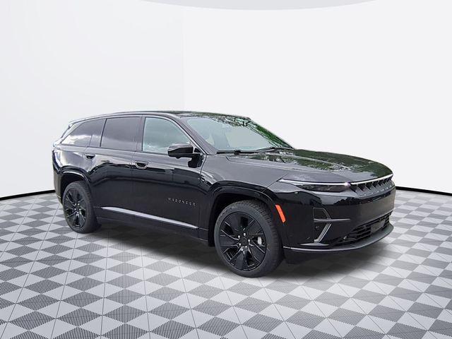 Photo of 2025 Diamond Black Crystal Pearlcoat Jeep Wagoneer S