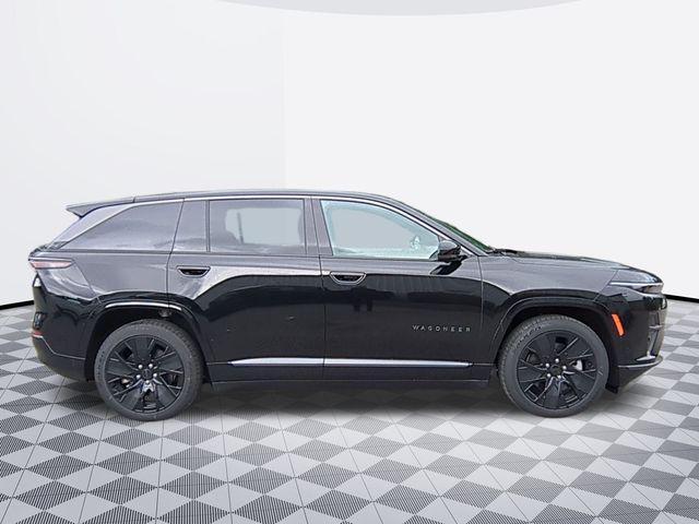 Photo of 2025 Diamond Black Crystal Pearlcoat Jeep Wagoneer S